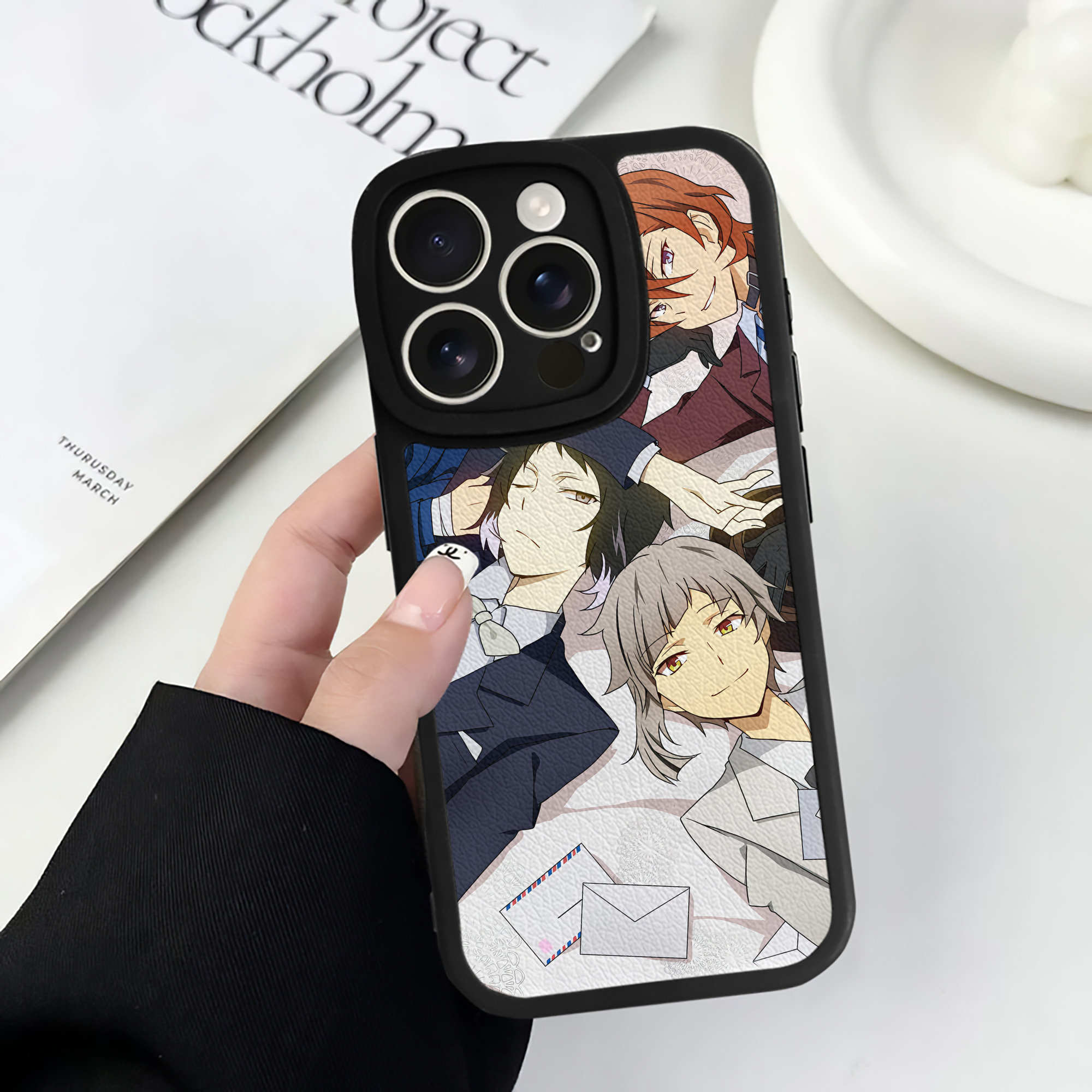 （画像用） 文豪ストレイドッグス Bungo Stray Dogs 【iPhone 16シリーズ対応】シリコンスマホケース（レザー調） 材質：シリコン